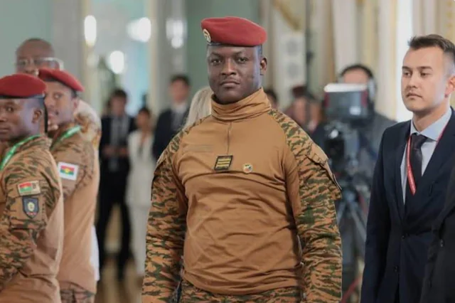 Burkina Faso military government dissolves 100 political parties