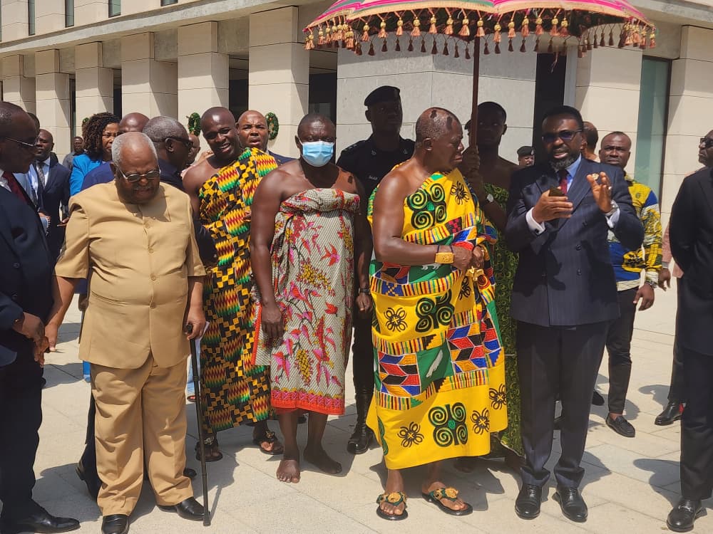 Asantehene calls for Bank of Ghana’s Independence from Political Interference